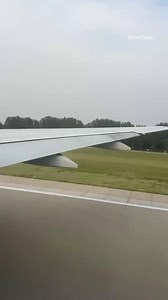 188K views · 287 reactions | Terrifying moment United Airlines engine bursts into flames while taking off | The Sun | Facebook