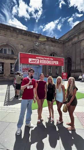 AD | checking Newcastle’s instant red cards at the Jet2 RoboKeeper activation😅 #NothingBeatsJet2 @jet2