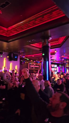 🎸 90s nostalgia, live and loud! JAMAGOTCHI at The Live Lounge, Sunderland — the tunes that defined a decade. 🎶 #90sVibes #LiveMusic #TheLiveLounge #Britpop #Throwback | Live Lounge