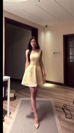 Elegant Princess Dress Showcase: Today's Fashion Must-See