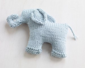 Sweet Mini Elephant Pattern (Knit)