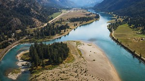 Why does this river split around an island?