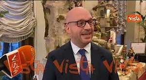 Fontana inaugura mostra presepi alla Camera: "800 anni di storia, tradizione e identità"