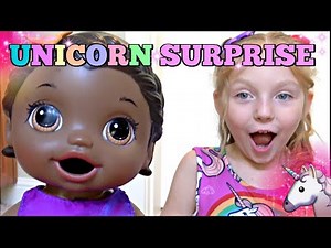 BABY ALIVE gets a UNICORN! The Lilly and Mommy Show. The TOYTASTIC Sisters. Little LIVE Pets SKIT!