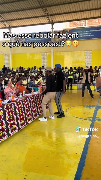 O Preto Tá Cheio: Rebolando com Yoga e Dança