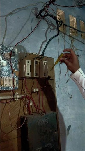 How to check three phase line wire. ⚡️👍 #engineer #industrialelectrician #shorts #tiktok #trending