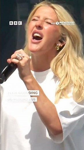 Ellie Goulding at #bigweekend has us starry eyed 🤩💫✨ #bbcradio1 #music #festival