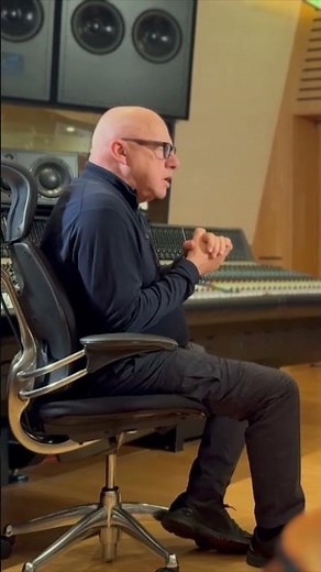 Mark interviewed on ITV News at 10 about One Deep River ‪@MarkKnopfler‬