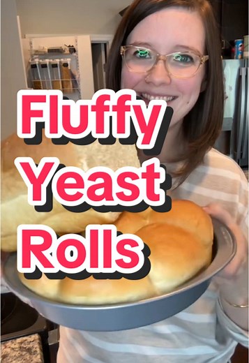 Fluffy Yeast Rolls Recipe for Easy Sandwich Bread