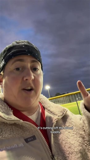 Don’t pee!! I’ve spent years of my life waiting on urine, but in this instance, we want girls to have a full bladder so we can see the ovaries in ultrasound! #ovariantorsion #emergency #womenshealth #pediatrics #doctor Disclaimer: For educational and entertainment purposes only and should not be regarded as medical advice or replace the advice of your physician | Dr.Beachgem10