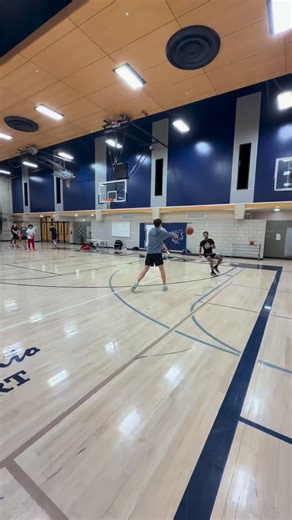 ✅ Comment “LEVEL” ⬇️ to get access to the Ultimate Coaches Lockbox— one of the most complete coaching resources available! (20 high value Resources) B•D•K•S Shooting Drill 🔥 COACHES! This is the game-changer you’ve been waiting for! 🔥 🏀 8 Elite Playbooks (5-Out, Horns, Pick & Roll, Princeton, 1-4, & more!) 📋 Special Situations & Advanced Analytics (Win more close games!) 💪 Strength & Conditioning Programs (Pre-season, in-season, & rapid conditioning) 🎥 Exclusive Video Breakdowns (Chaos Def