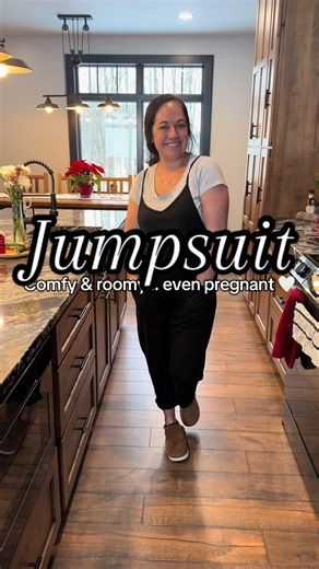 Comfy ✔️ Roomy ✔️ Bump friendly ✔️ This jumpsuit is one of my favorite easy pregnancy outfits — lightweight, stretchy, and not tight anywhere. Perfect for errands, lounging, or just surviving pregnancy in comfort 🤍 #pregnancyoutfit #pregnantstyle #bumpfriendly #comfymom #momtobe