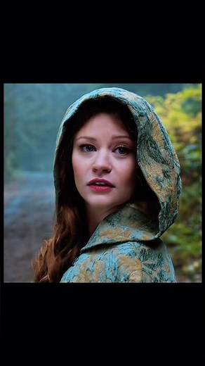 Emilie de Ravin in Once Upon a Time🌹✨ #belle #beautyandthebeast #onceuponatime #emiliederavin