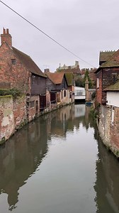 Kent, England is often called “The Garden of England” Kent is a historic and scenic county in the southeast of England, bordering Greater London, Surrey, East Sussex, and the English Channel. Here is the highlights of last weekend in Kent 💚 📍 Dover Castle 📍 Shell Grotto, Margate 📍 Canterbury 📍 Ightham Mote | Beauty of the World