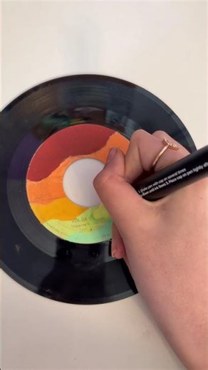 decorating records🎶💖#diy #art #roomdecor #thriftflip #fyp #viral