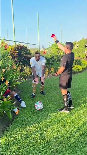 #murillo This is how you clear a ball cleanly 🥶⚽️ #humor #football