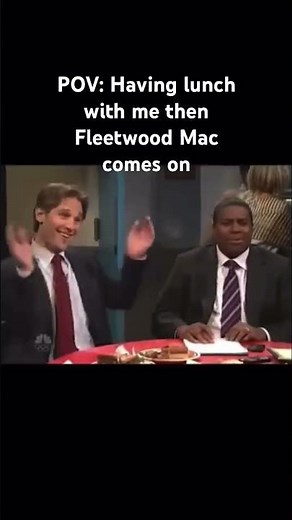 Find yourself a man who dances like this to Fleetwood Mac #fleetwoodmac #paulrudd #snl #stevienicks