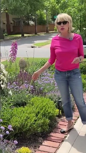 Mother’s Day and roses? @potagerblog says yes, especially when it’s It’s a Breeze® Rose time! 🌹