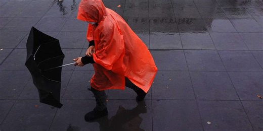Coastal storm dampens weekend for East Coast with many under Winter Weather Advisory