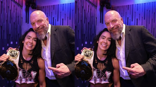 The Bella Twins React To AJ Lee's First WWE Title Win In 12 Years – TJR Wrestling