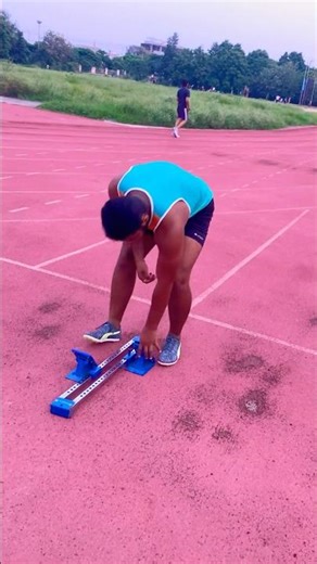 How to setup block👍🏟️#trending #athletics #shortvideo