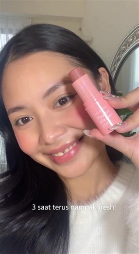 The Ultimate Guide to Cream Blush: Tips and Tricks