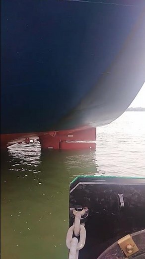 How Ship's Rudder Works?