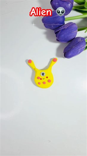 I Made a Tiny Alien Creature from Clay 💛👽|#shorts #youtubeshorts #craft #diy #viralcraft #clayart