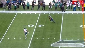 1.6M views · 2.2K reactions | Russell Wilson doing Russell Wilson things. His top 10 plays of 2016.   | NFL | Facebook