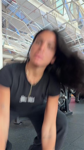 Dance Routine Breakdown: UzbeLige's Unique Moves