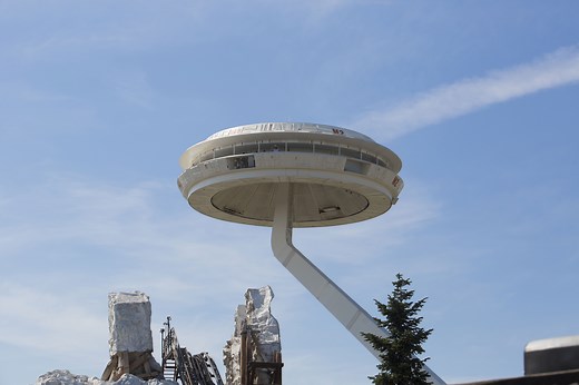 Flying Island at Gardaland Park | Gardaland Resort