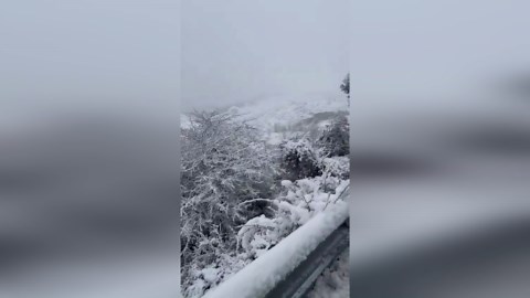 Snow transforms mountains of southern Spain into classic winter scene