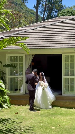 Cutest First Look Wedding Moments: Tears & Smiles