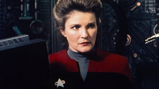 Captain Janeway's Single Greatest Star Trek Line Hits Harder Than Any Sci-Fi Quote Since