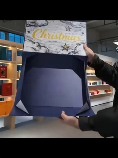 Space-Saving Foldable Rigid Gift Box