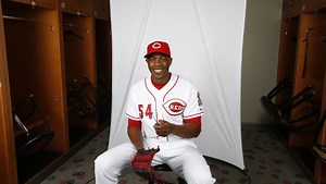 Reds' Aroldis Chapman in good spirits after injury