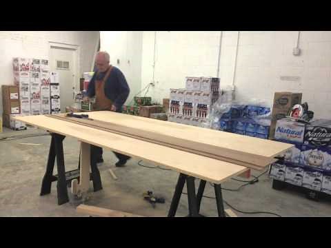 Plywood cutting table