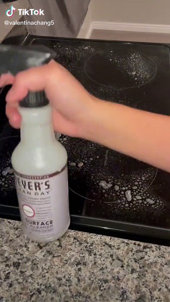 How to Clean Burnt Water Stains Off Glass Stove Top