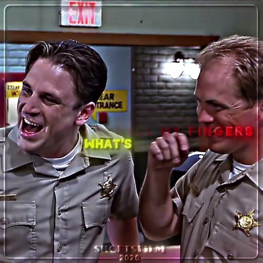 When the dumb cop you laugh at is the killer all along...💀🔪| Scary Movie #phonkedit #scarymovies