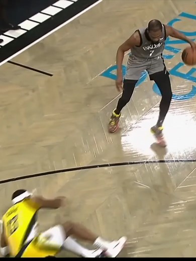 The Art of Dribbling🏀 #fyp #nbaedits #basketball #basquete #viralvideos