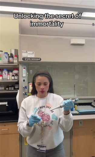 Unlocking the secret of immortality #Stem #Stemtok #Science #ScienceTok #Learn #Learnwithme #Immortality #ScienceBreakthrough #Longevity #FountainOfYouth #FutureScience #LifeExtension #StemCells #AntiAging #Genetics #SciTok #HealthInnovation #MindBlowingScience #FYP #fypシ