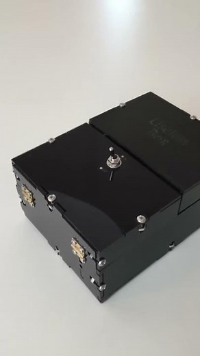 世界一役に立たない箱(・ω・)useless machine