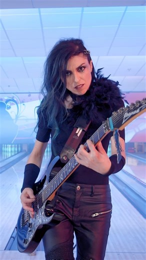 105K views · 4K reactions | Sweet Dreams (Are Made of This) by Golden Salt still flying, thank you  #rock #guitar #metal #violin #performance | Golden Salt | Facebook