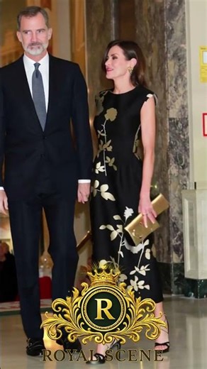 "A Royal Kiss" 👑💖#RoyalKiss #KingFelipe #QueenLetizia #SpanishRoyalFamily