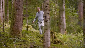 Meet Vincent Lafforgue, winner of the 2019 Breakthrough Prize in Mathematics for his elegant and groundbreaking contribution to the Langlands program, which builds bridges between separate mathematical fields. | Breakthrough