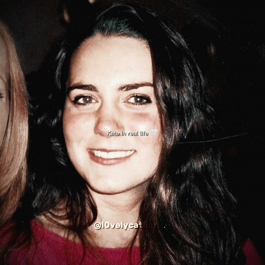 Kate was dubbed as “Beautiful Kate” when she was in College. By the end of Freshers' Week, Kate had apparently made such an impression on her fellow classmates that she'd been dubbed “Beautiful Kate.” (Marie Claire, 2022) | #katemiddleton #fyp cttro