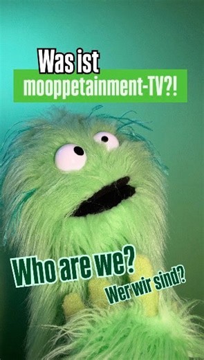 mooppetainment TV on Instagram: "⁉️ Wer wir sind, was wir machen & warum BoB Haarausfall hat: Die ersten zwei Fragen beantwortet BoB in diesem Video! 💯 English version: ️⁉️ Who we are, what we do & why BoB has hair loss: BoB answers the first two questions in this video! 💯 ——- PUPPET-COMEDY PUPPETRY INTRODUCTION #puppet #introduction #puppeteering #comedy #mpptnmntTV"