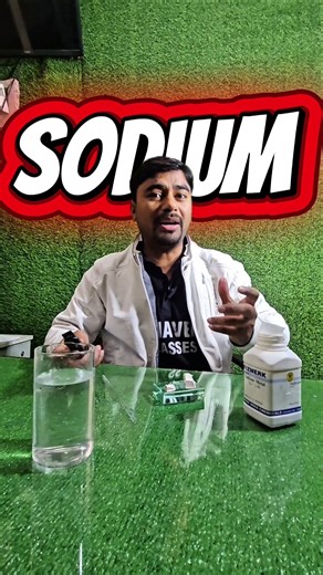 Sodium or water ki amazing reaction #physicsexperiment #physicsfun