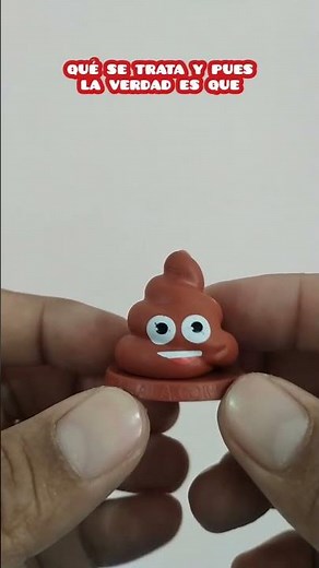 Pile of poo | Collectible Figure | Vualá Emojis
