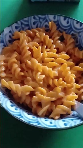Cheetos cheesy jalapeño Mac'n cheese is amazing. #snacks #spicy #cheetos #cheese #foryou #youtube